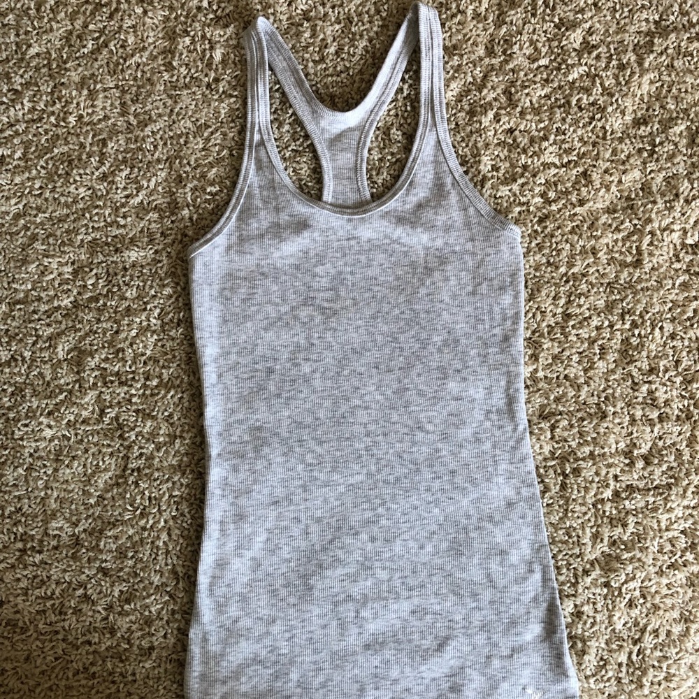 Gray Razorback Old Navy Active Go-Dry Tank top